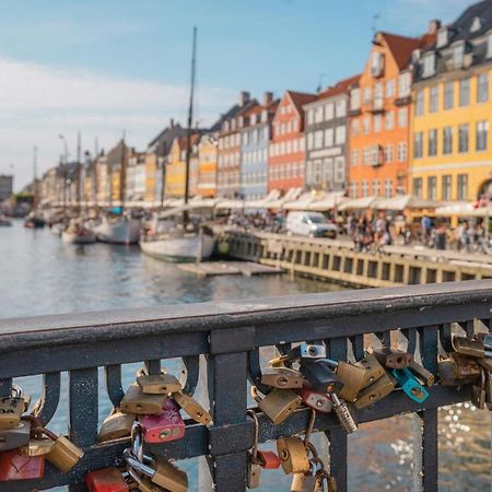 Central Copenhagen Apt With Balcony, Free Parking W Elevator Bagian luar foto
