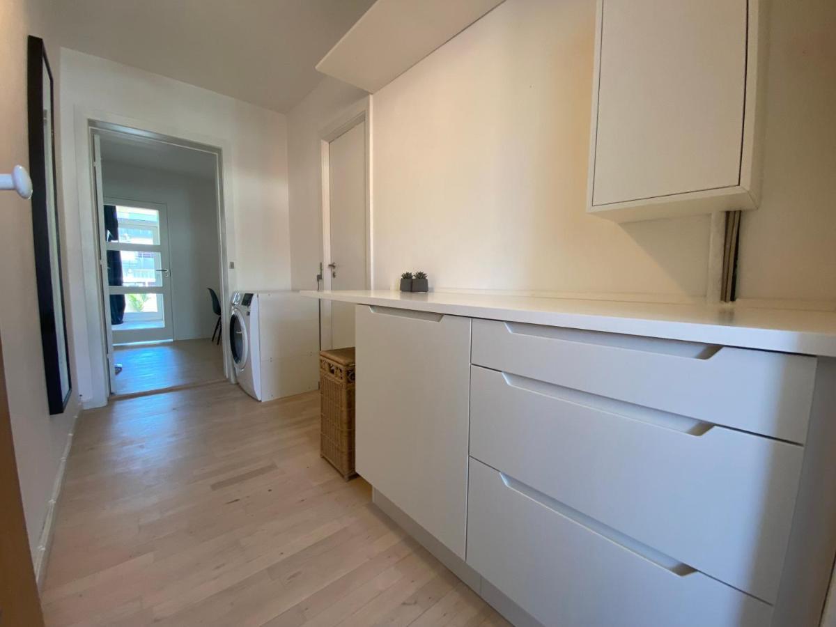 Central Copenhagen Apt With Balcony, Free Parking W Elevator Bagian luar foto